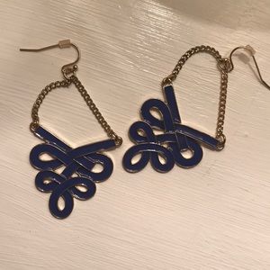 ✨ Red Dress Boutique Blue Statement Earrings ✨